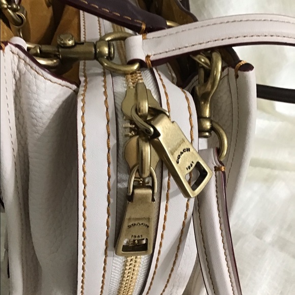 Coach Bag - Picture 5 of 6